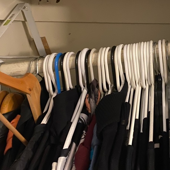 Meet your Posher, Colleen - Picture 1 of 1